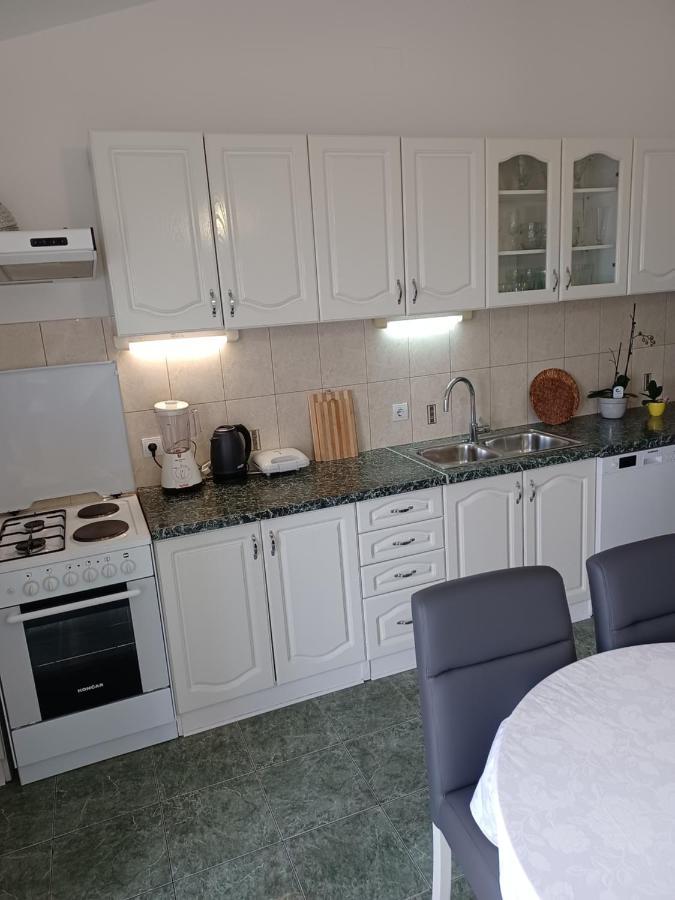 Apartman Sunce Apartment Makarska Bagian luar foto